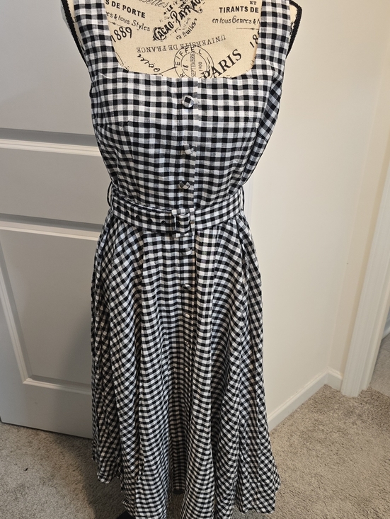 Commense Dresses & Skirts - Commense Black and White Gingham Belted Midi Dress